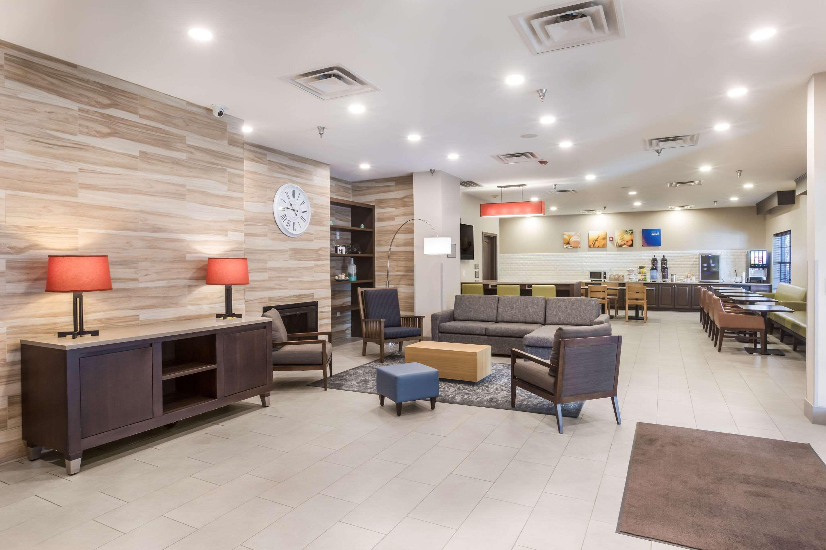 Comfort Inn & Suites Fairburn Esterno foto